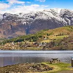 Ulvik Camping Hotel