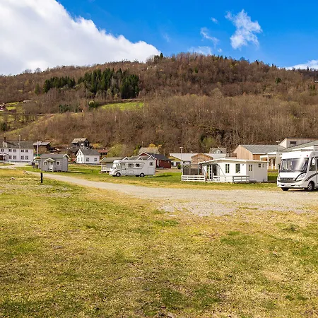 Hotel Ulvik Camping