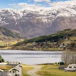 Ulvik Camping 酒店 于尔维克