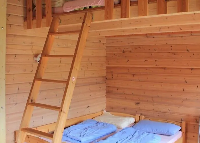 Ulvik Camping * אולביק