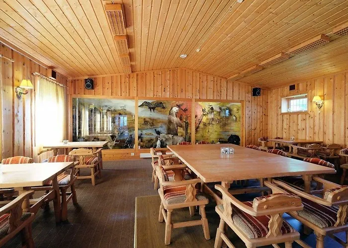 Ulvik Camping מלון אולביק