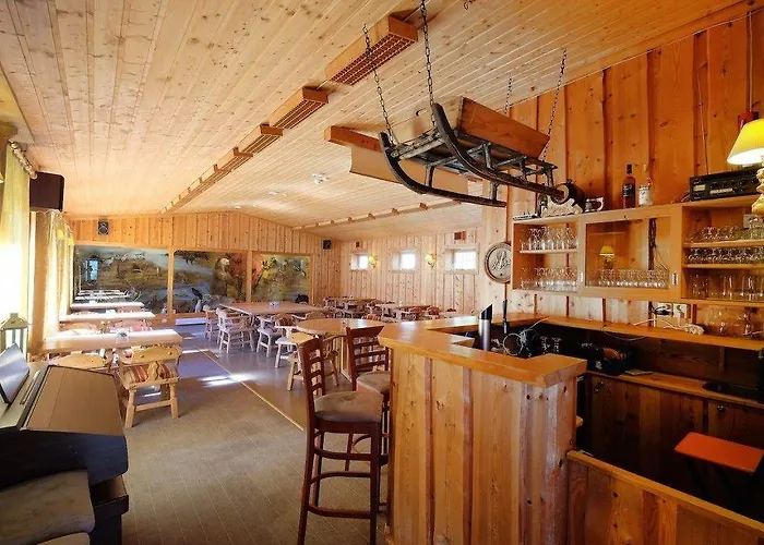 Ulvik Camping מלון *