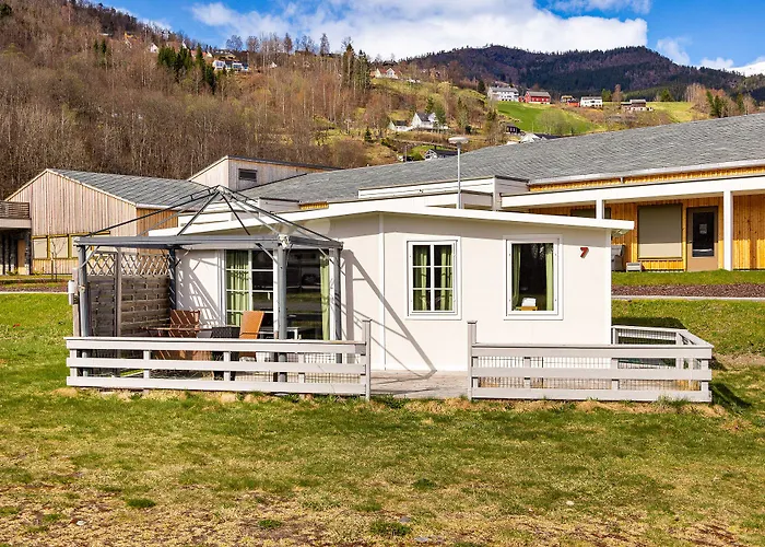 Ulvik Camping מלון אולביק