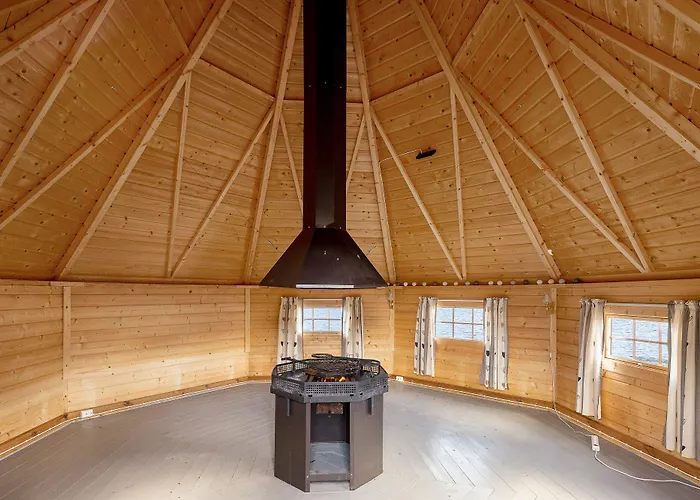 מלון Ulvik Camping *